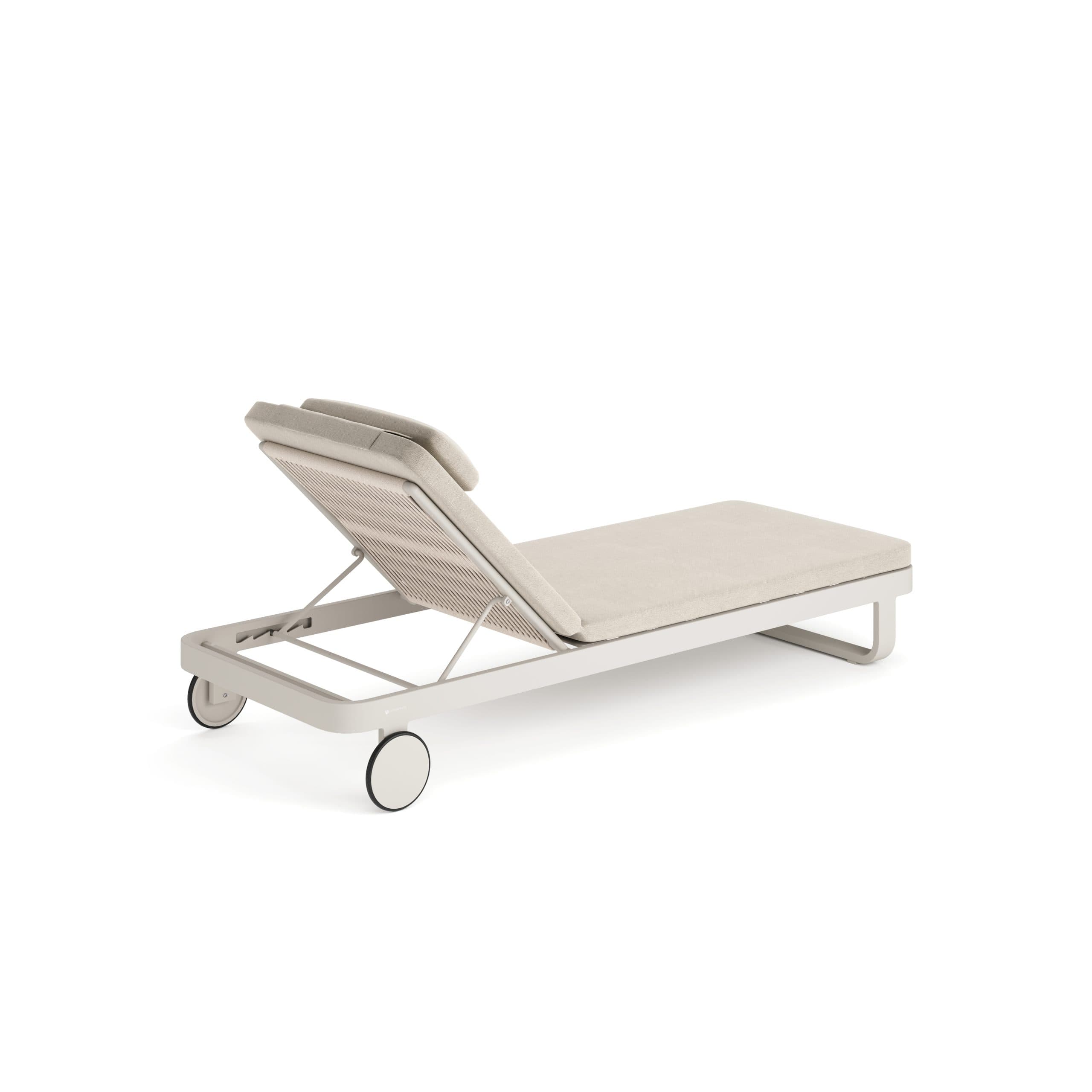 Sunlounger – Jati-Kebon